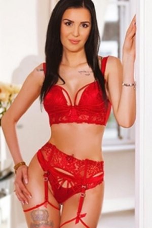 Bambi independent escort in Cleveland Tennessee